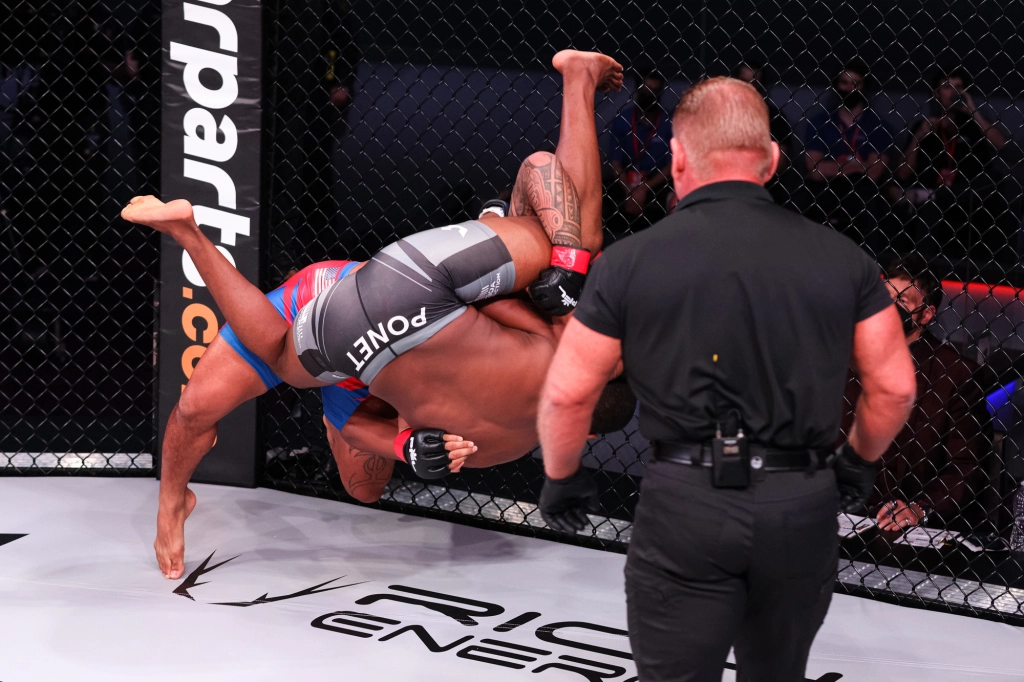 Red cooper slams jason pondet