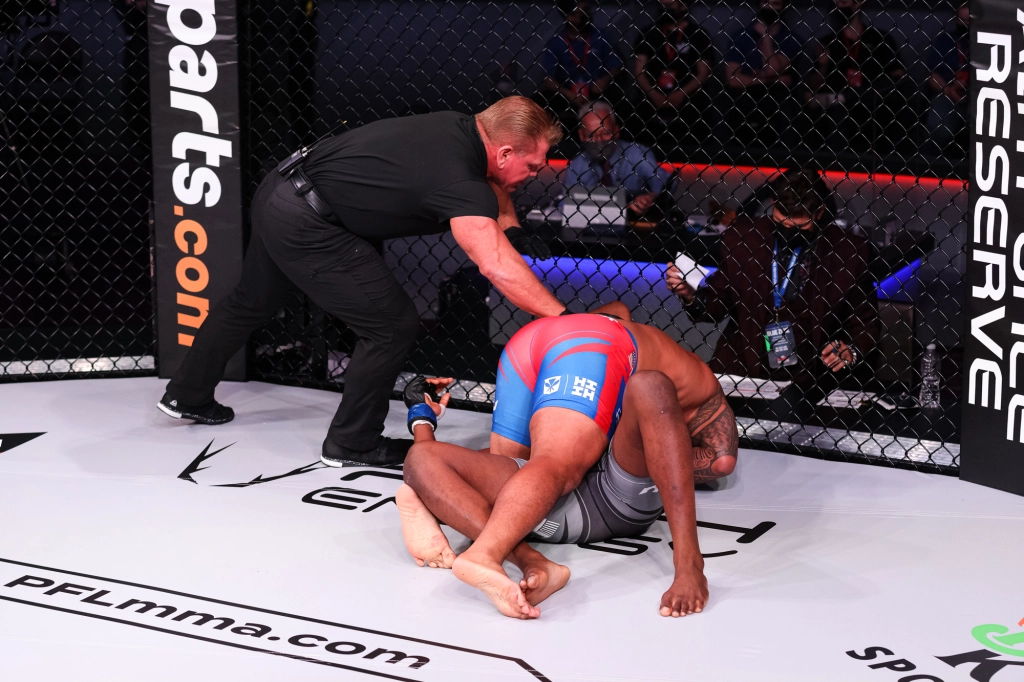 Ray Cooper III defeated Jason Ponet at 2021 PFL 2
