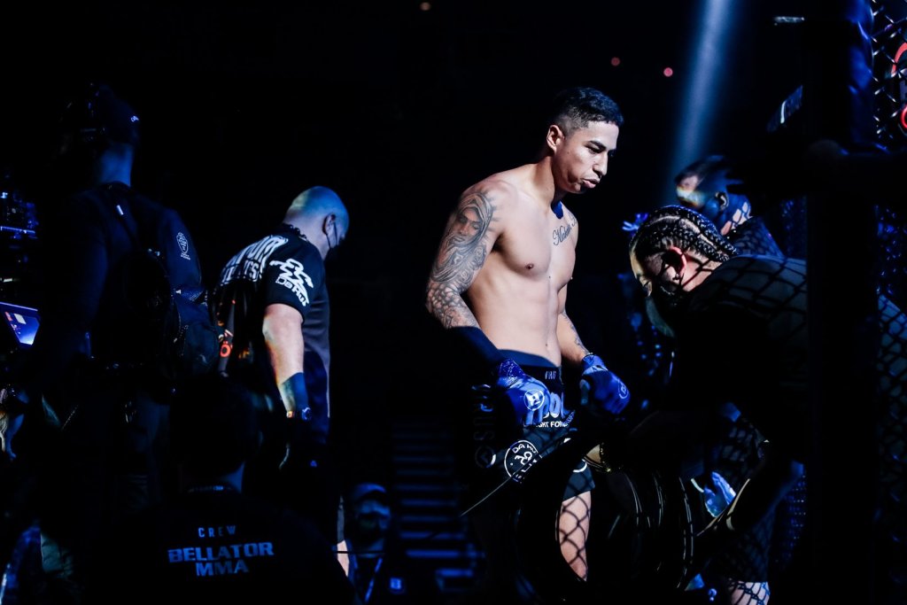 Nainoa dung BELLATOR 279