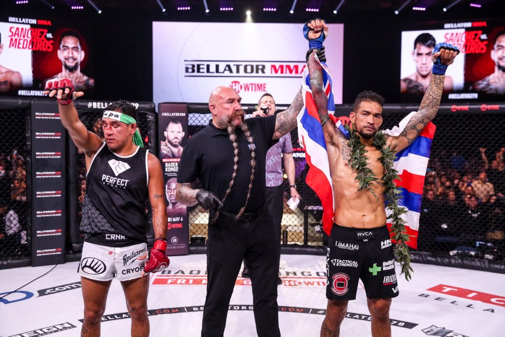 yancy medeiros successful Bellator debut