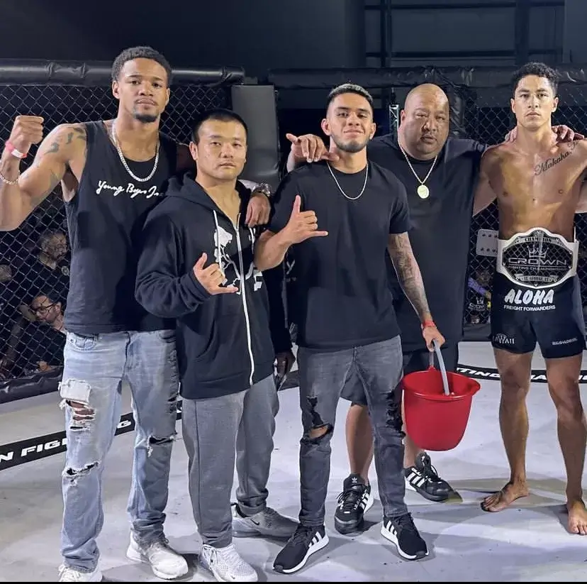 Nainoa Dung vs. Dustin Crawford at CFC