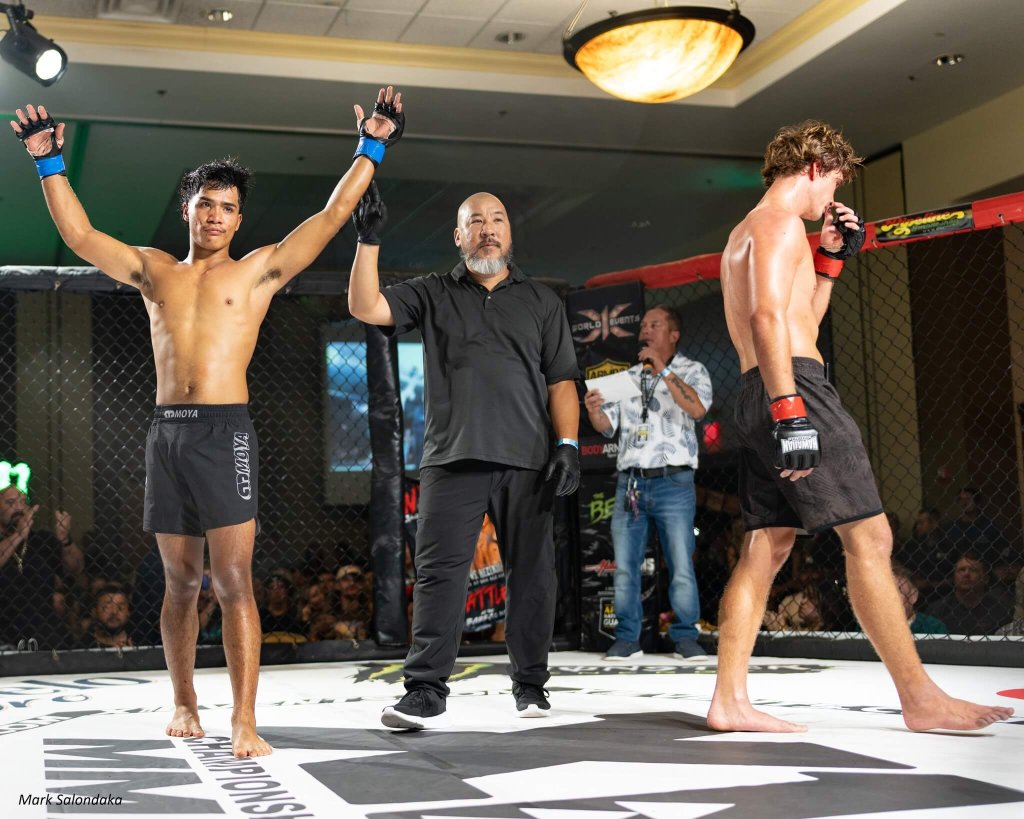 Hezekiah Horner defeated Arlo Eckardt – 3 Rounds Split Decision
