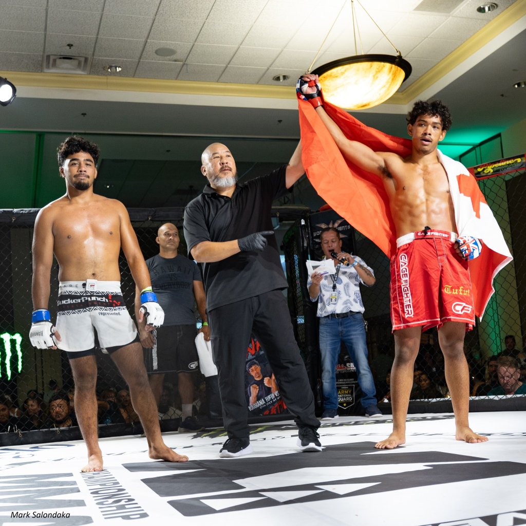 Kaimana Tufui defeated Ekolu Horner – Round 1 Standing Guillotine