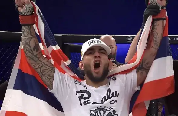 Rodney Kealohi defeated Alvaro Prado